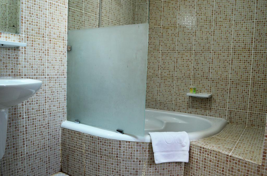 President Suites Apartments Manama Dış mekan fotoğraf